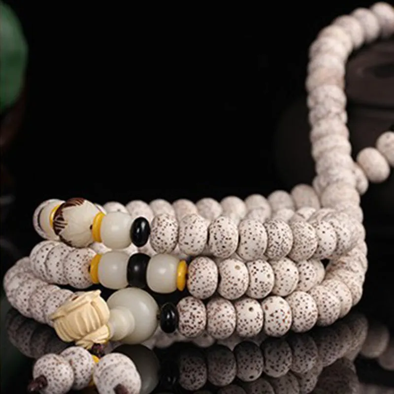 Bodhi Seed Boxwood Lotus Success Bracelet