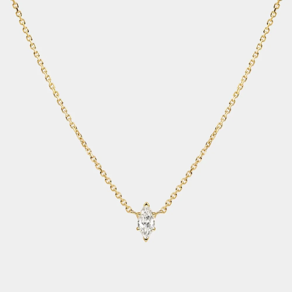 Women's Oval Round Crystal Pendant Necklace