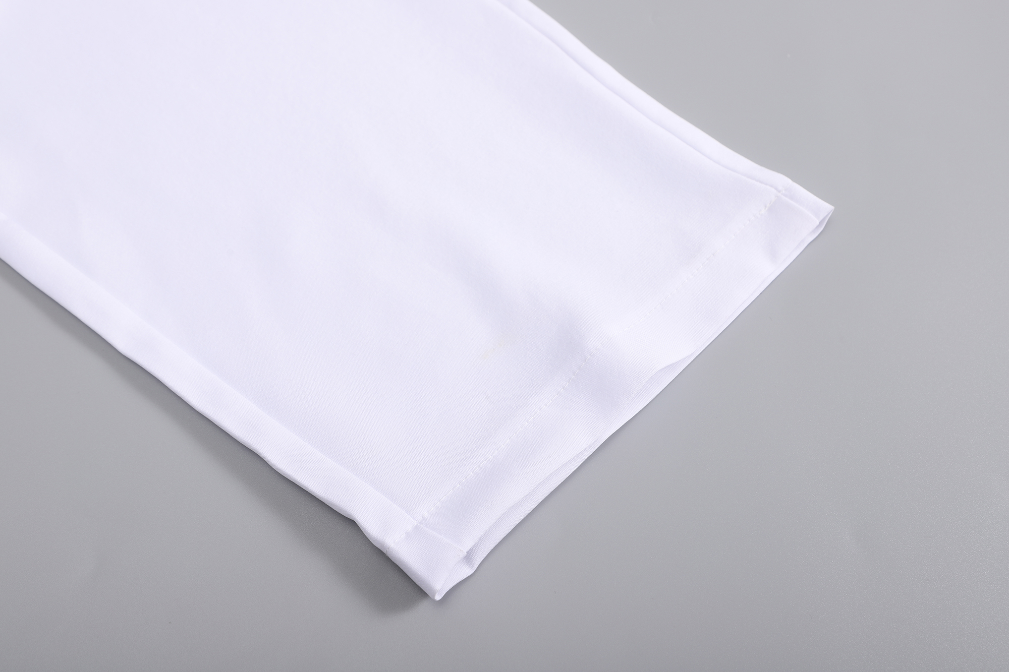 White Lineart Print 2-Piece Walking Set