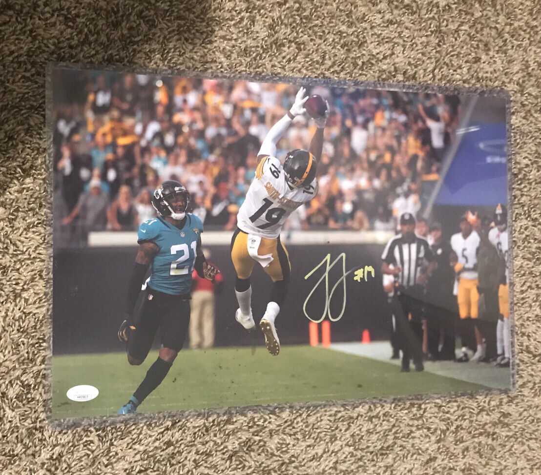 JuJu Smith-Schuster Pittsburgh Steelers Signed 11x17 Photo Poster painting JSA COA