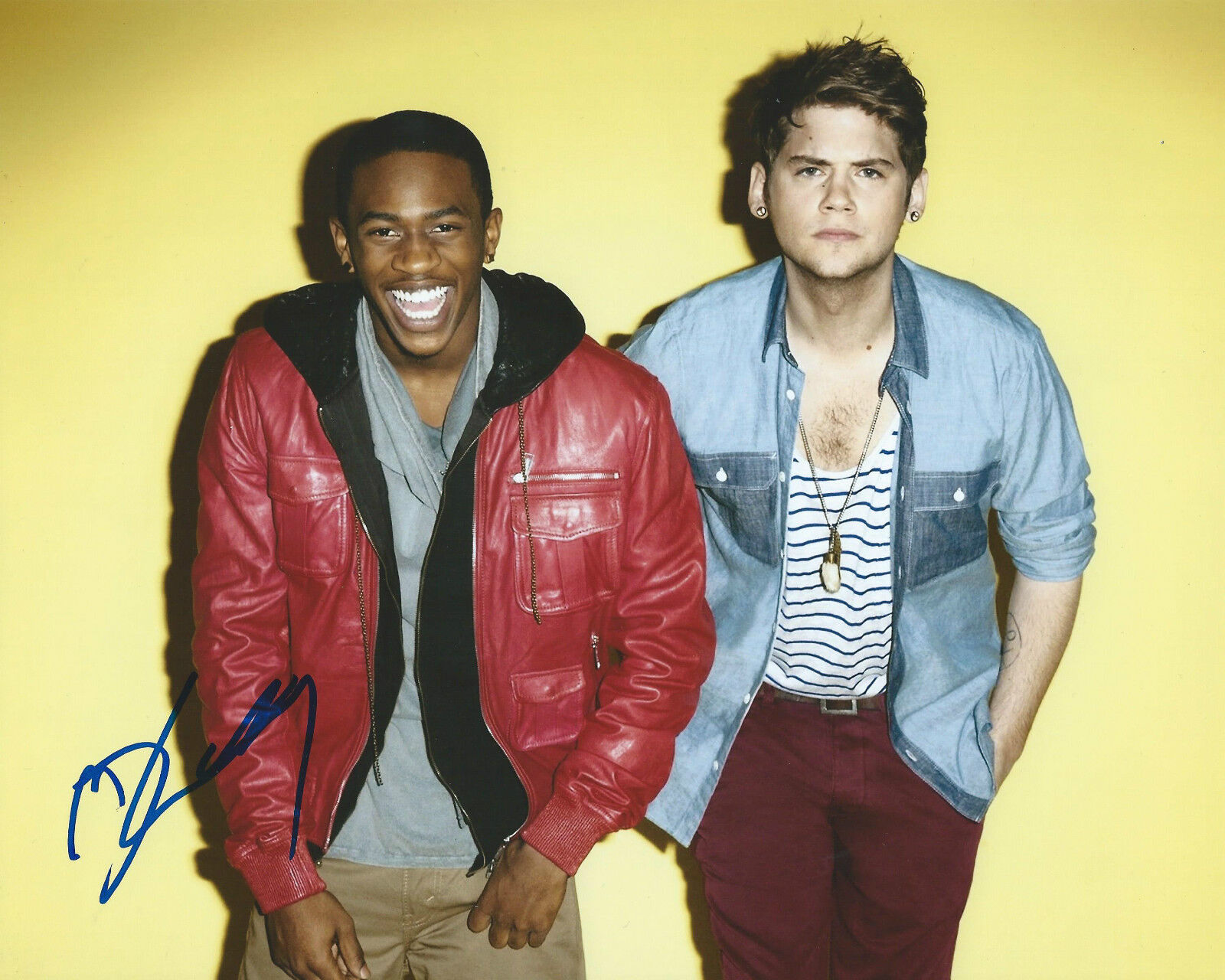 **GFA Malcolm Kelley *MKTO* Signed 8x10 Photo Poster painting M3 COA**