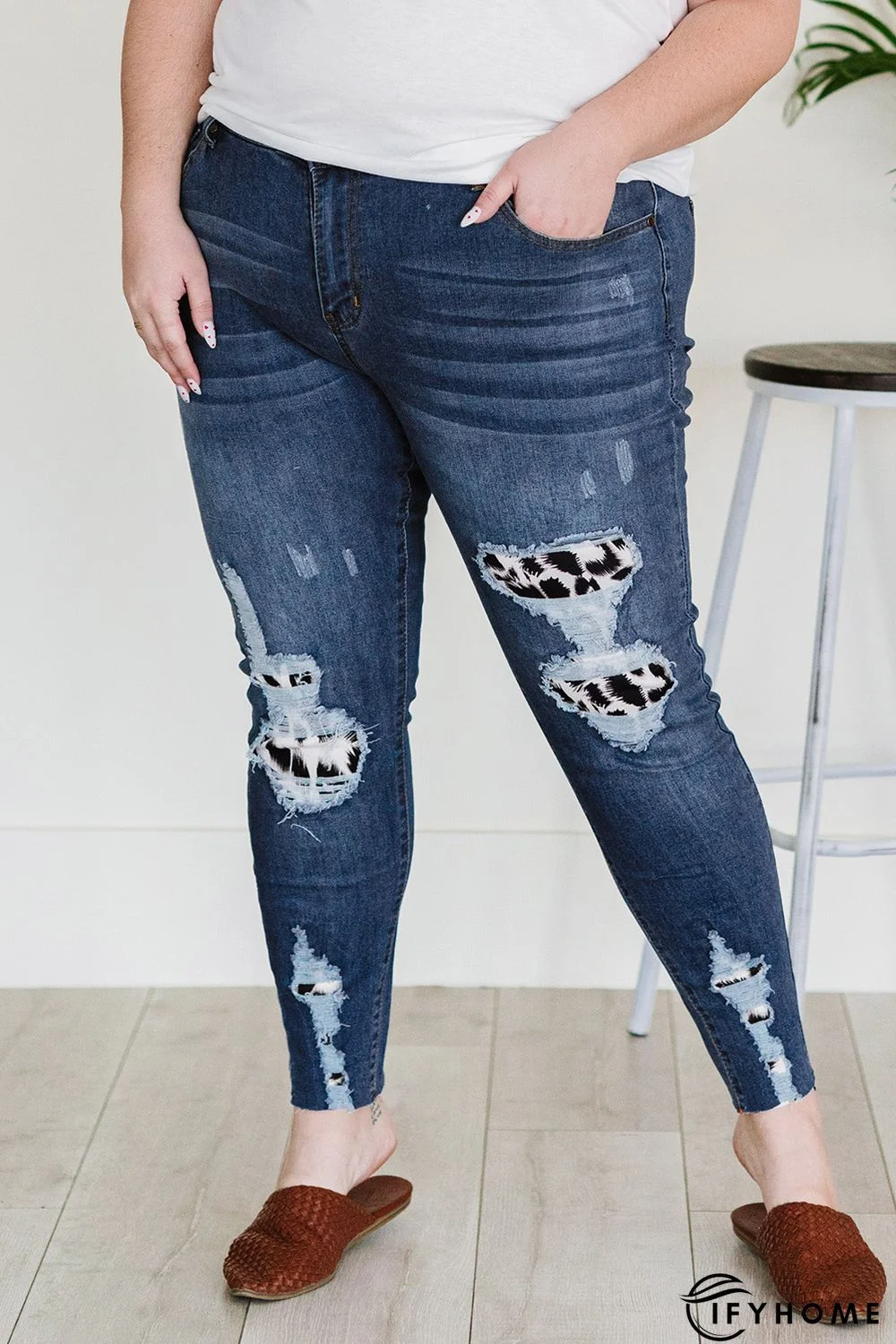 Blue Animal Inner Patches Ripped Plus Size Jeans | IFYHOME