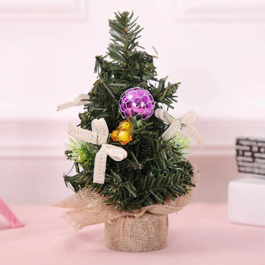 20cm Artificial Xmas Tree Great Gifts Tabletop Mini Tree Festival Party Supplies