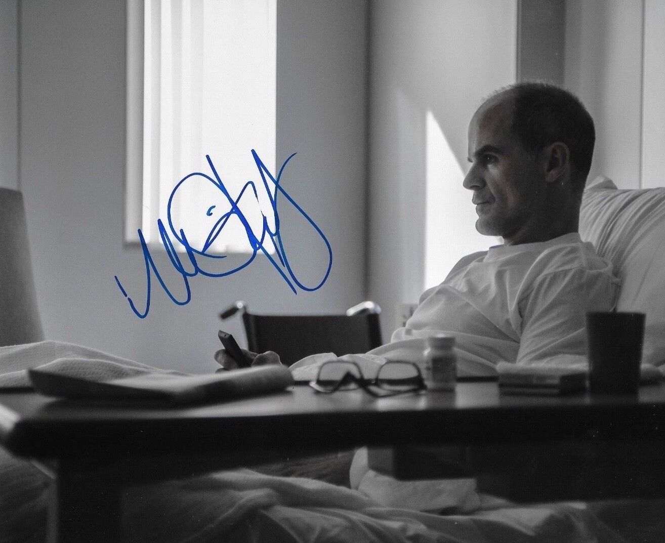 * MICHAEL KELLY * signed autographed 8x10 Photo Poster painting * HOUSE OF CARDS * 1