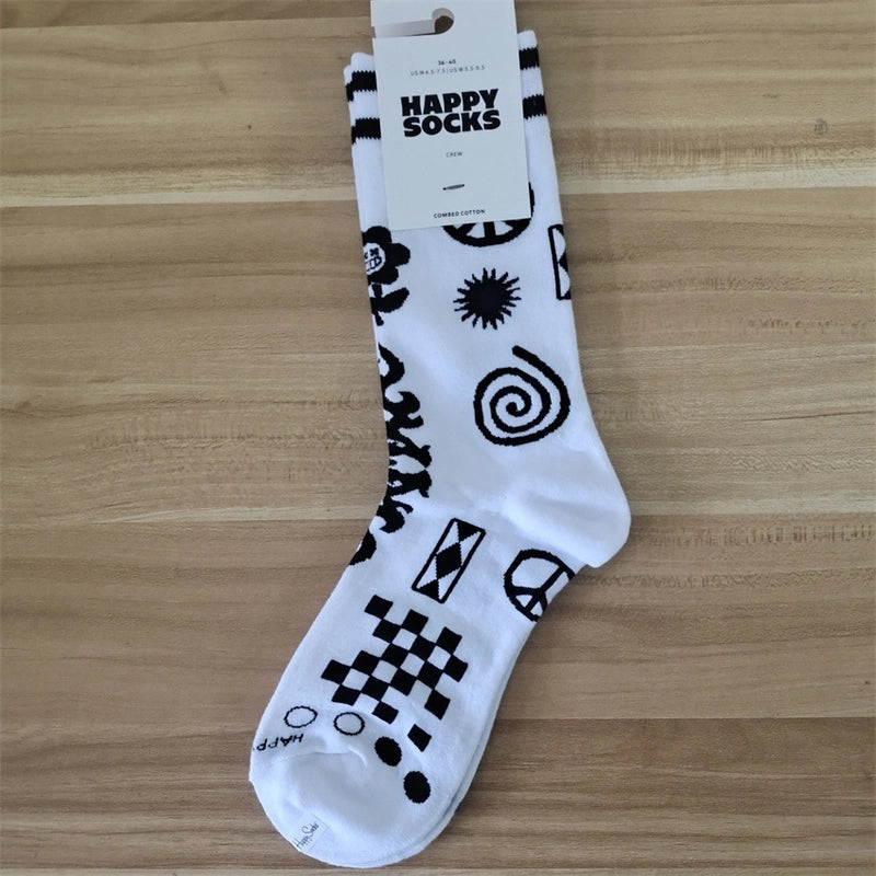 Women’s Vacation Minimalist Polka Dots Cotton Crew Socks A Pair