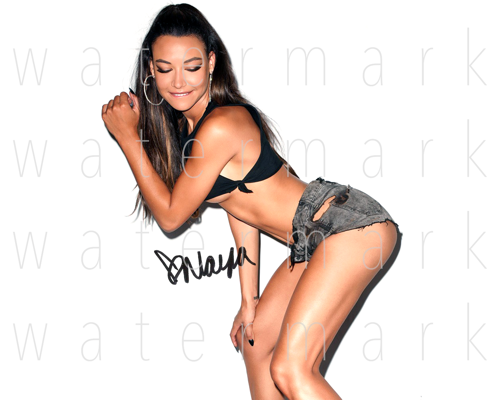 Naya Rivera signed Glee Sexy Hot 8x10 Photo Poster painting poster picture art autograph RP