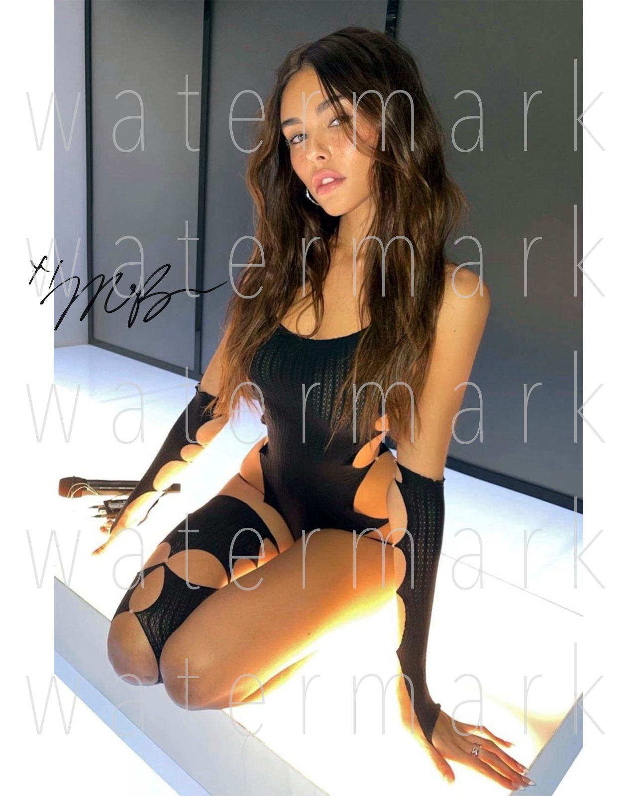 Madison Beer sexy hot signed 8X10 print Photo Poster painting poster picture autograph RP