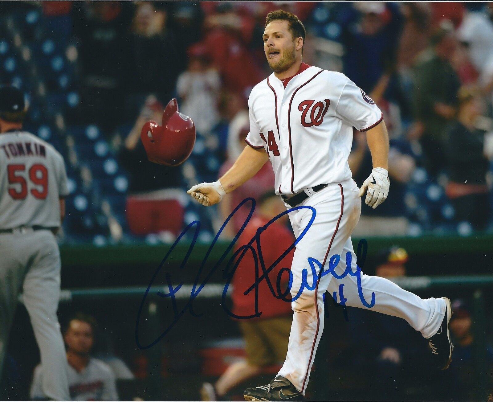 Signed 8x10 CHRIS HEISEY Washington Nationals Autographed Photo Poster painting - COA