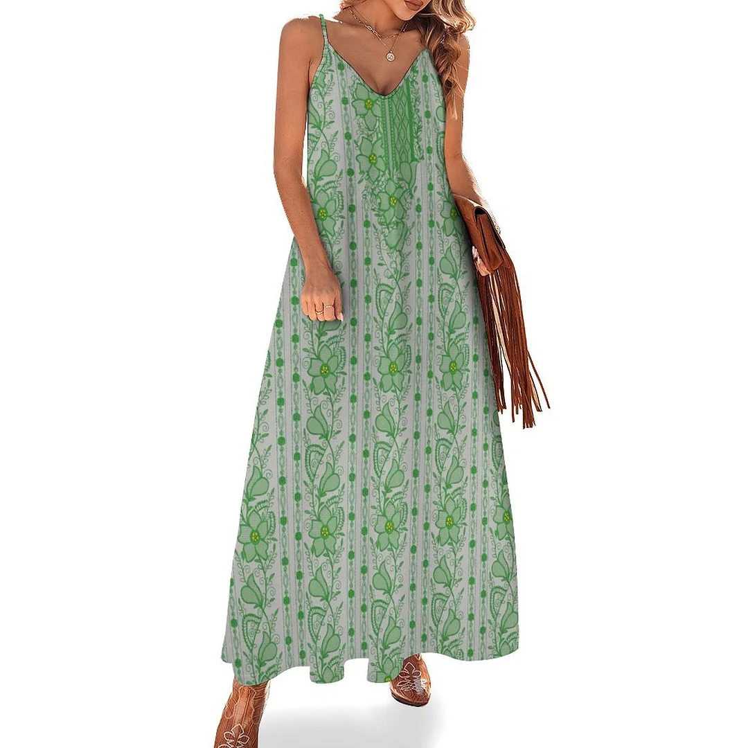 Style & Comfort for Mature Women Plus Size Printed Sling Casual Women Maxi Dress in Pattern Green, Vintage