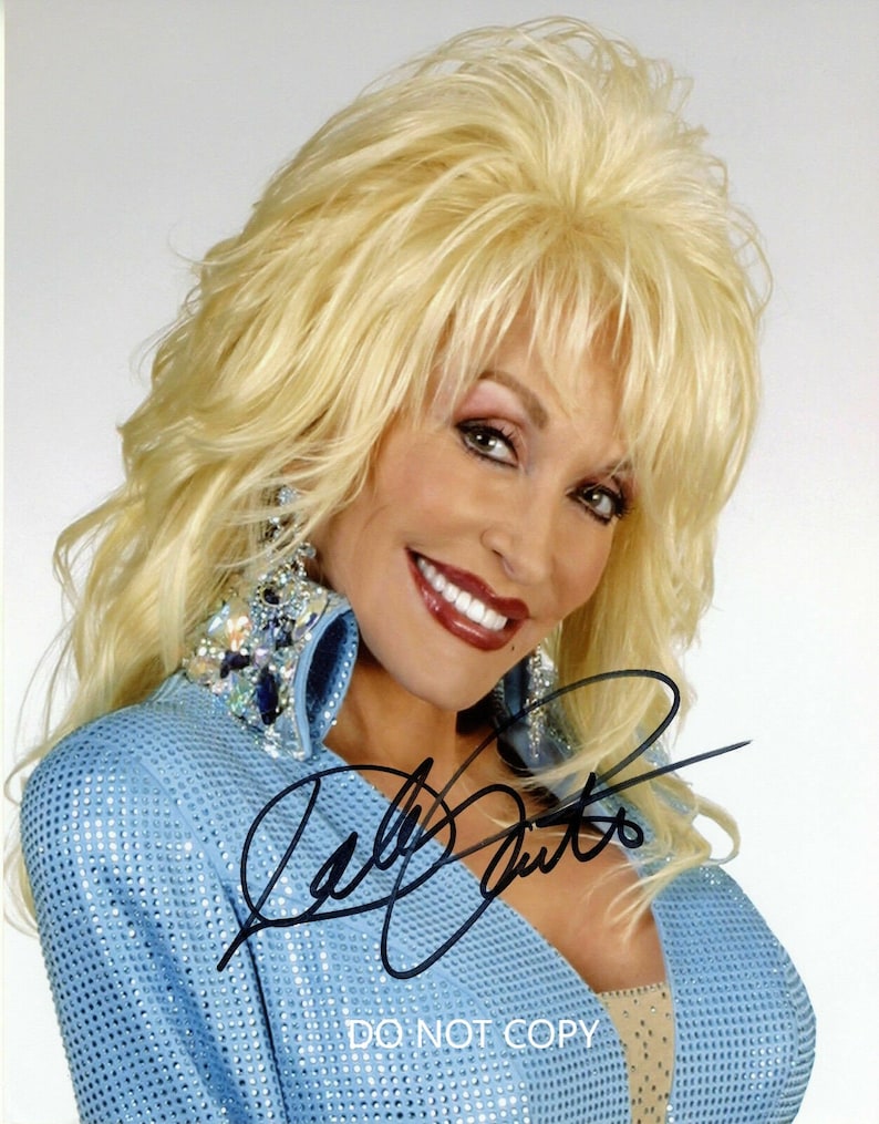 DOLLY PARTON 8 x10 20x25 cm Autographed Hand Signed Photo Poster painting