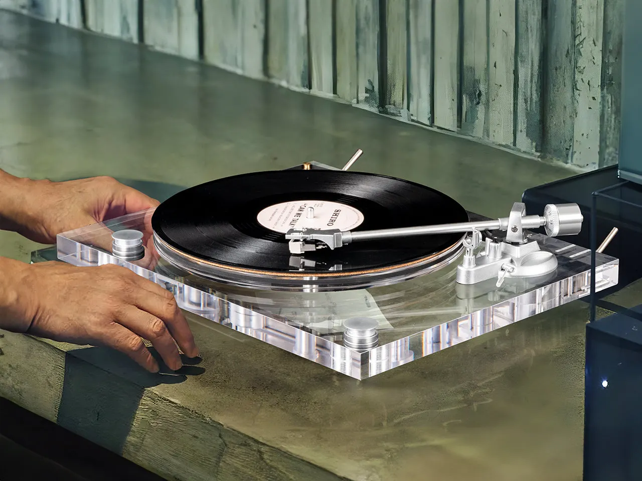 Authentic Hi-Fi Sound