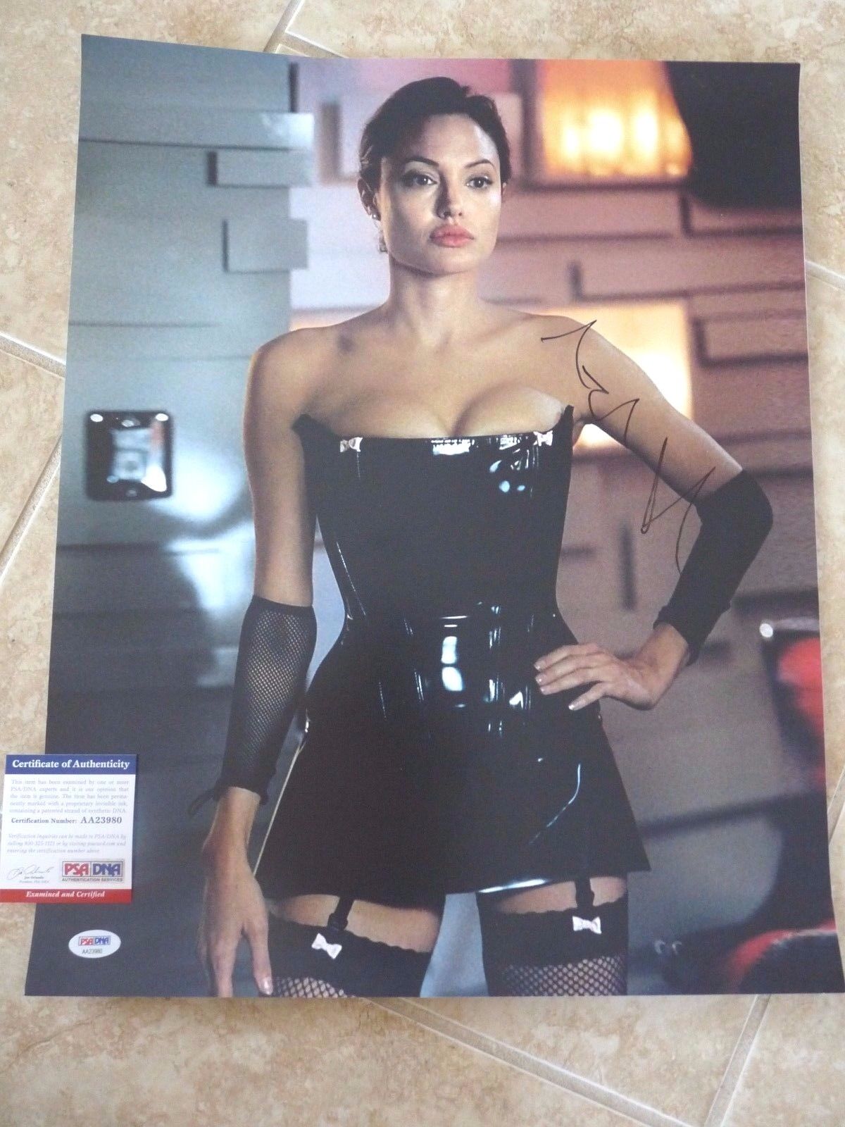 Angelina Jolie SEXY Signed Autographed 16x20 Photo Poster painting Mr & Mrs Smith PSA Certified