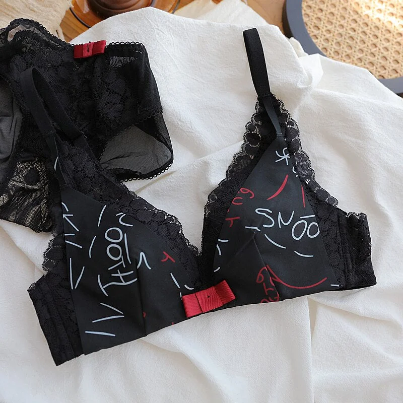 Wriufred Random letters graffiti lingerie with panties set thin underwear women's non-wireless comfortable bra set bow cute bras