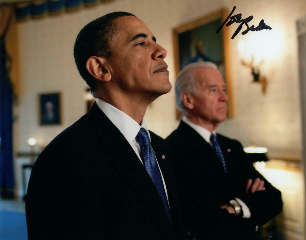 PRESIDENT JOE BIDEN SIGNED AUTOGRAPH 8X10 Photo Poster painting - W/ BARACK OBAMA, RARE! ACOA