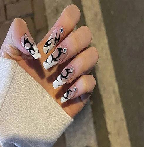 24pcs/set Long Stiletto Fake Nails Punk Snake Pattern Black White Matte False Nails Artificial Full Nail Tips Manicure Tools 515-2-Nail Inspo