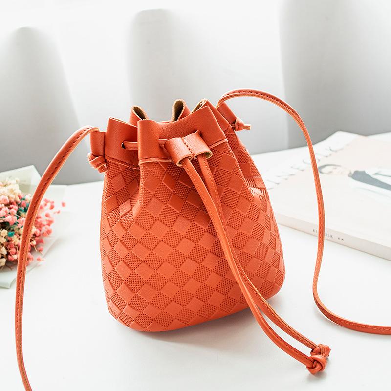 Women's Bag Fashion Woven Bucket Bag Slung Mobile Phone Bag Ladies Shoulder Bag