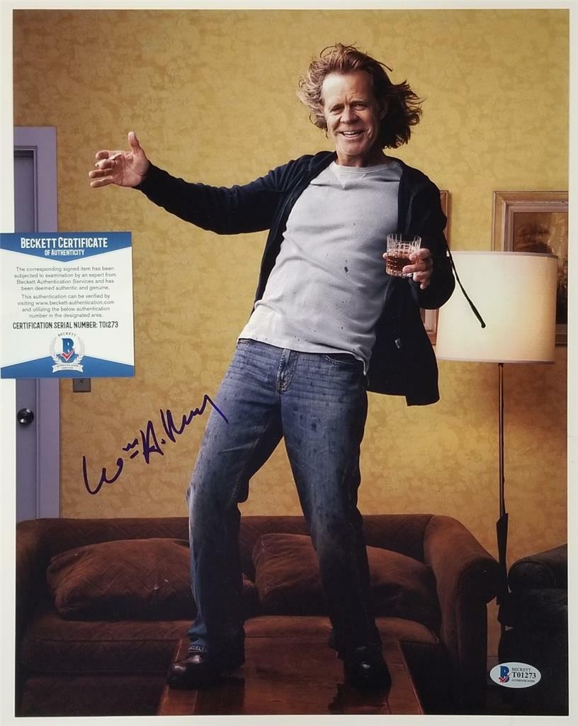 William H Macy signed Shameless 11x14 Photo Poster painting #1 Autograph (A) ~ Beckett BAS COA