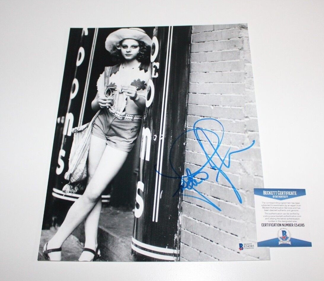 SEXY ACTRESS JODIE FOSTER HAND SIGNED TAXI DRIVER MOVIE 11X14 Photo Poster painting BECKETT COA