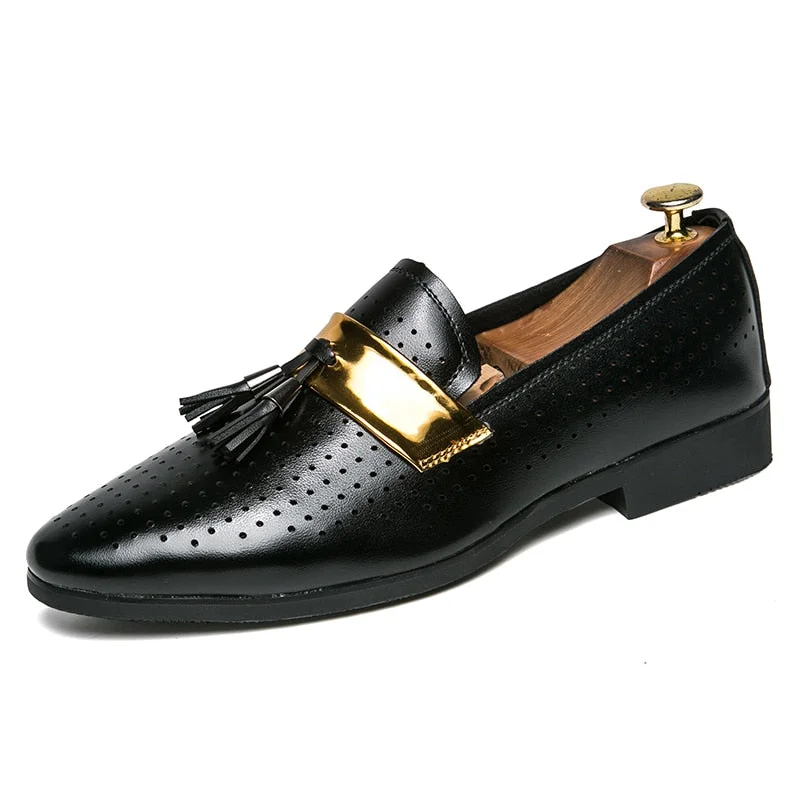 Patent Leather shoes men Leather outdoor tassel slip on moccasins With Bow Tie Men Wedding Black Dress Shoes Men Banquet Loafers