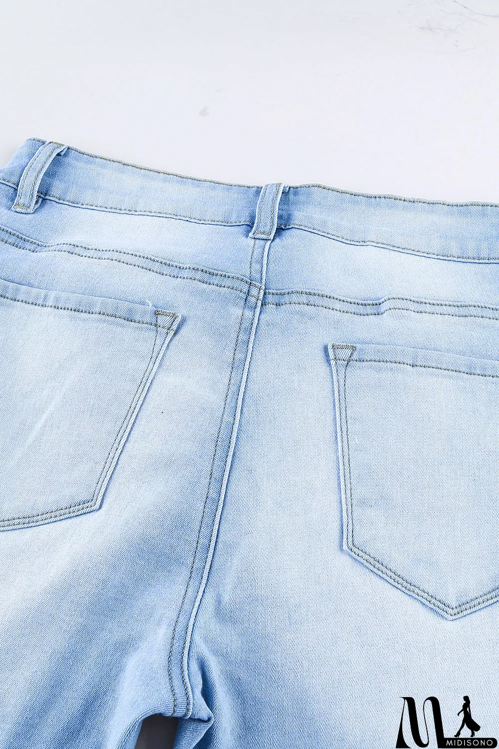 MidiSono - Blank Apparel - Light Blue Washed Ripped Jeans