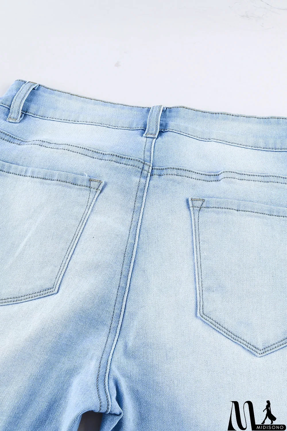 MidiSono - Blank Apparel - Light Blue Washed Ripped Jeans