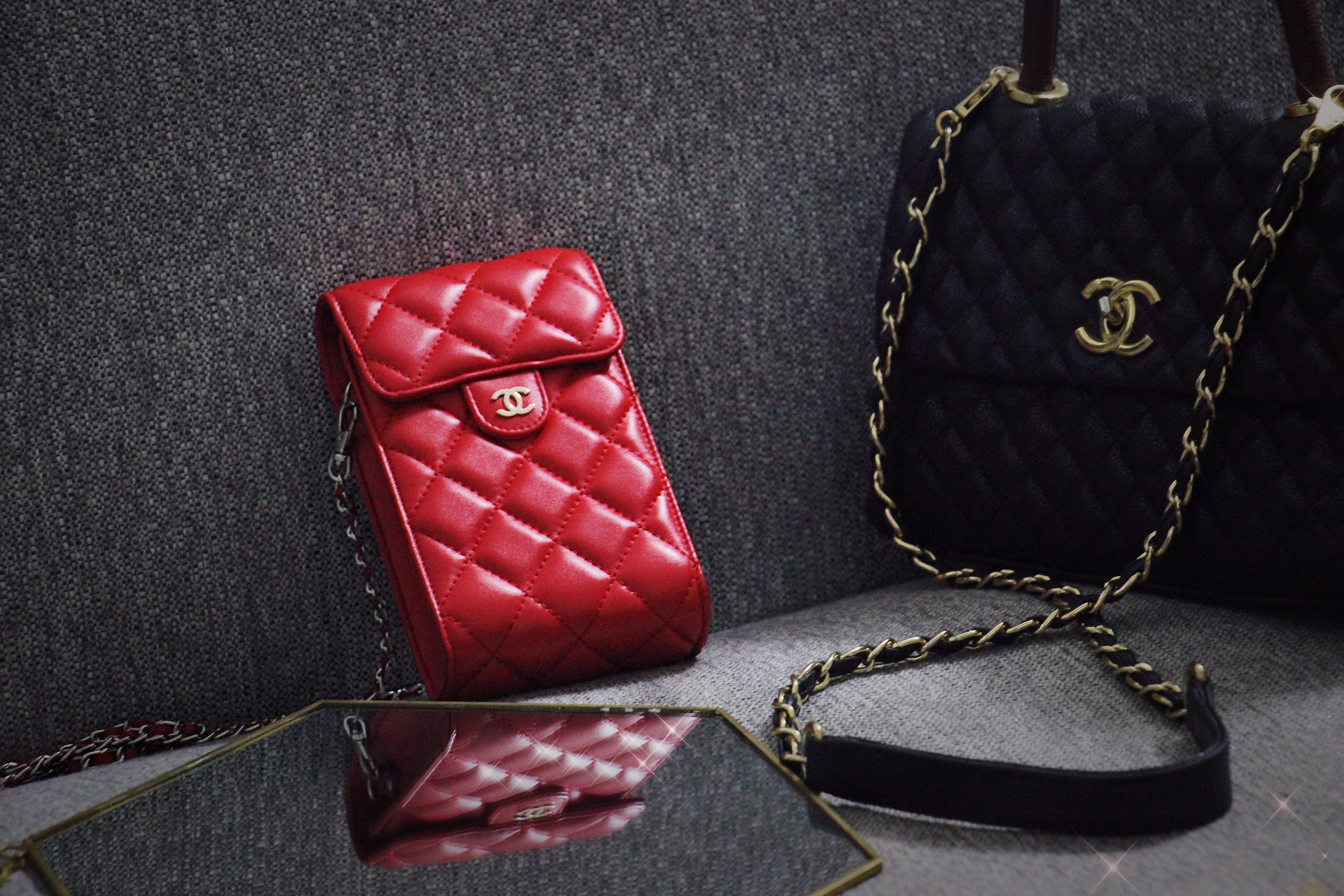 Chanel Luxury Genuine Leather Crossbody Phone Bag Elegant Tote Bag
