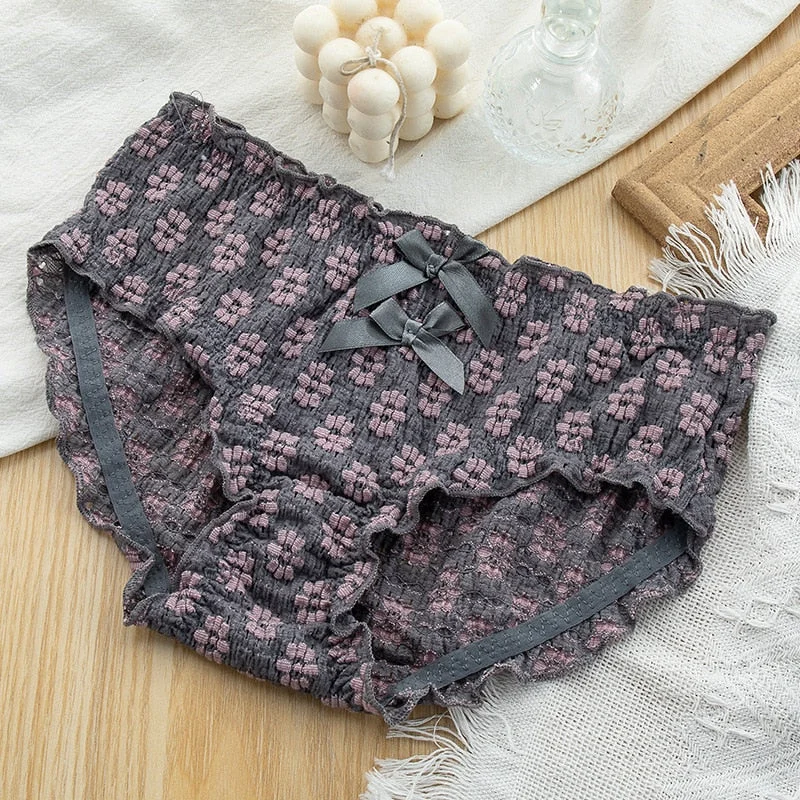 2021 New Japanese Underwear Women's Cotton Panties Sexy Lace Underpants Mid Waist Seamless Comfort Briefs Female Bow Lingerie