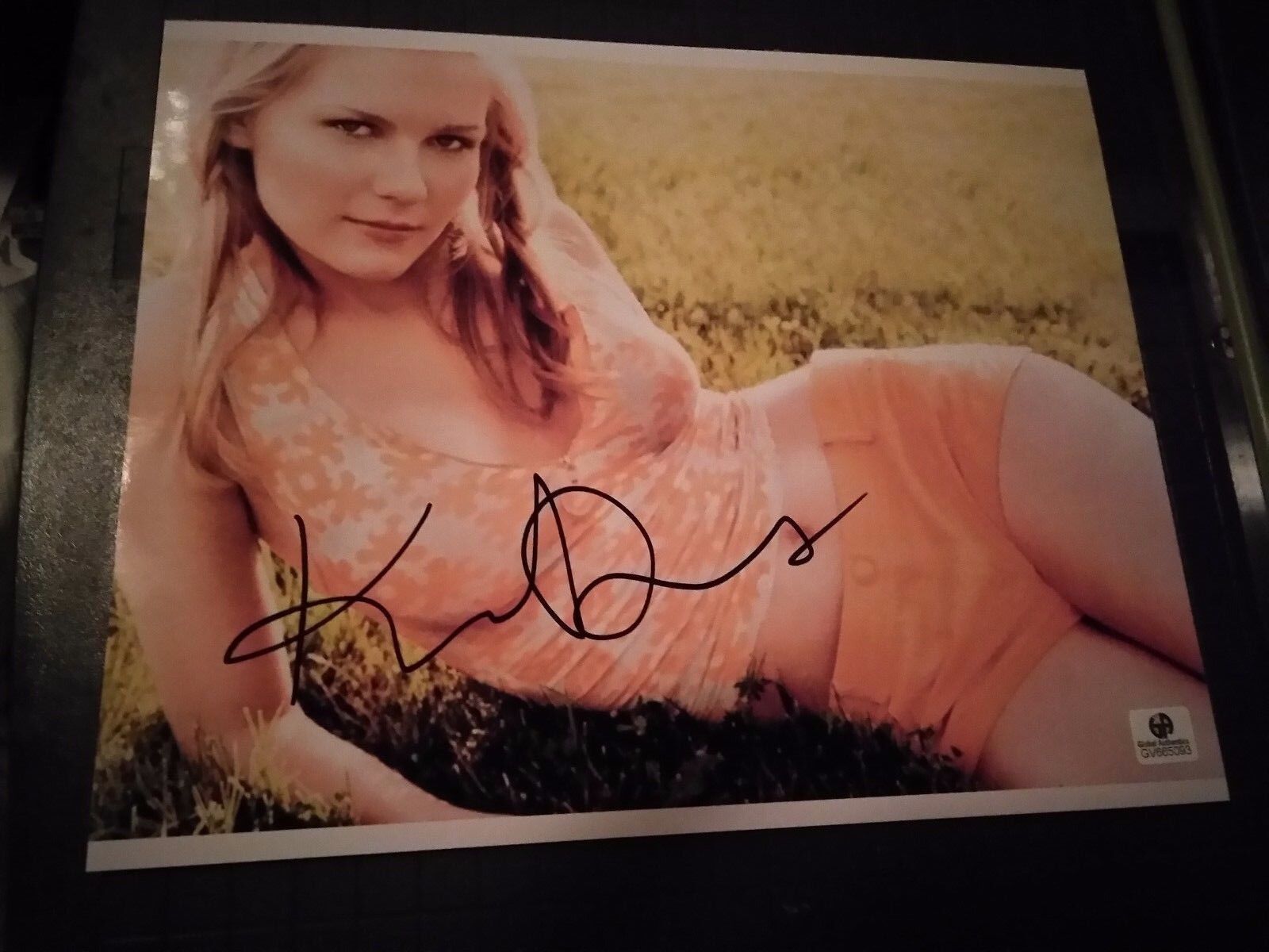 Kirsten Dunst signed 8x10 COA GAI