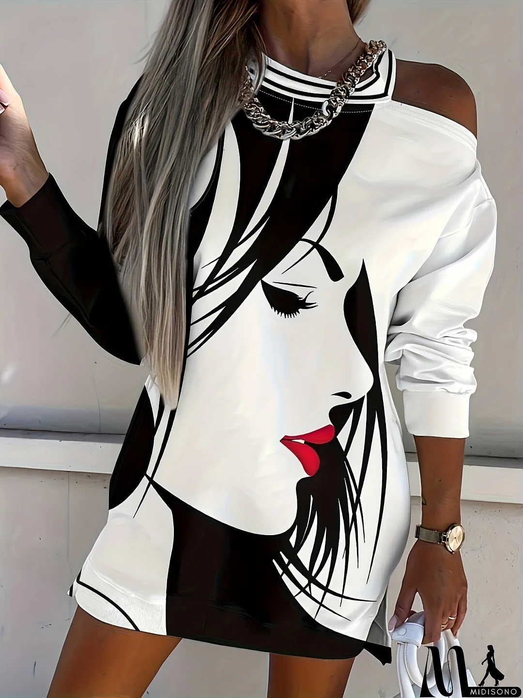 MidiSono - Simple and Stylish Dress