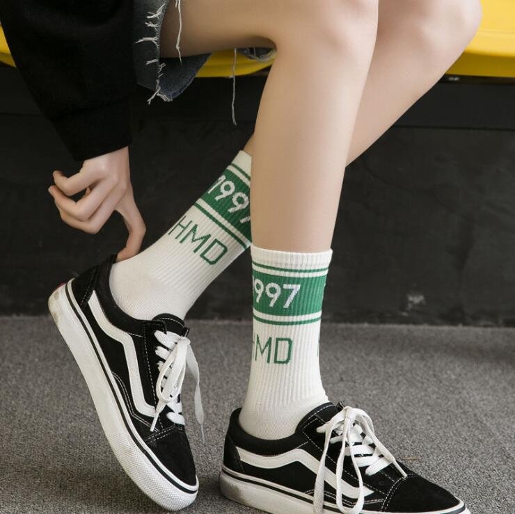 JAPANESE STRIPED SPORTS SOCKS (4 pairs)