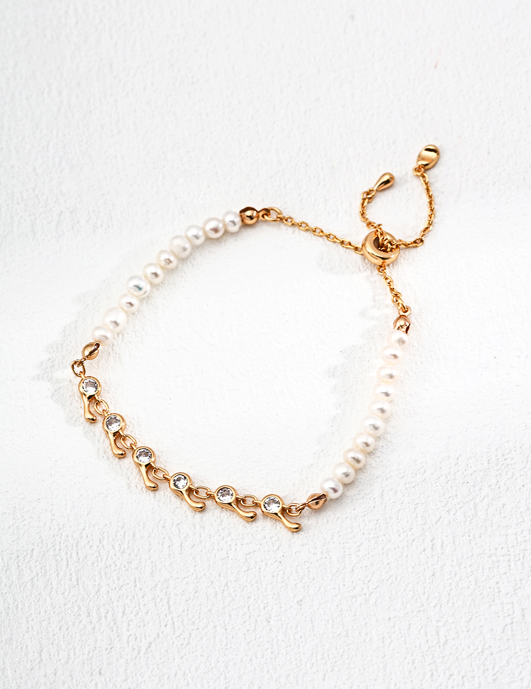 Vintage Shell Pearl & Zircon Bracelet 