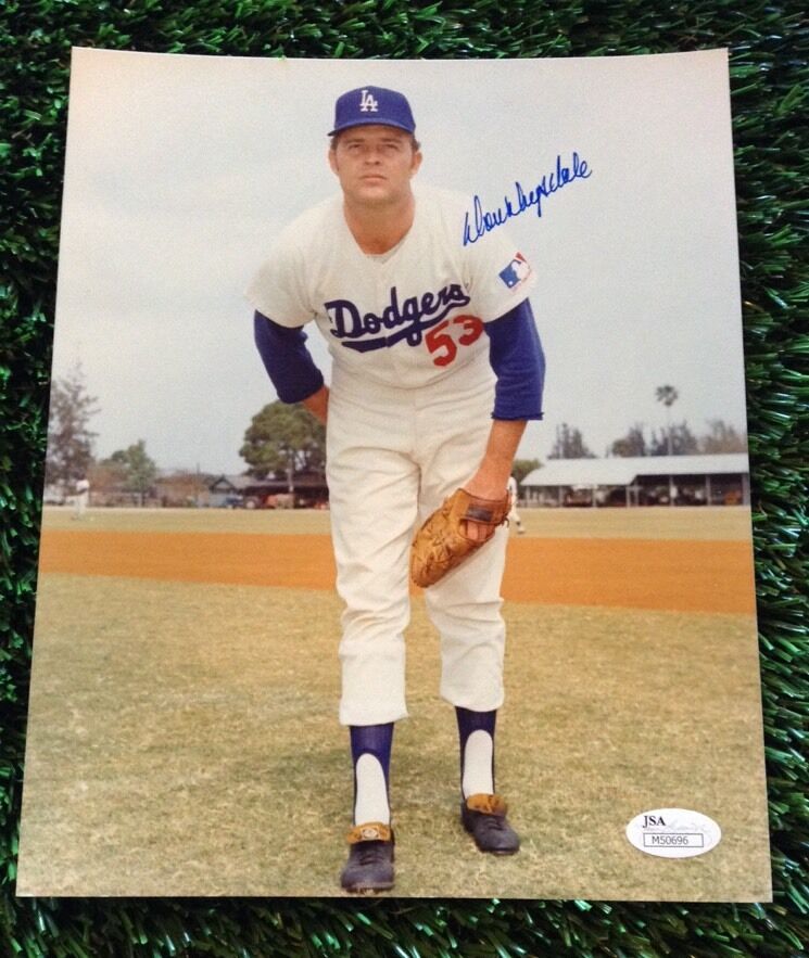 Signed 8x10 DON DRYSDALE Los Angeles Dodgers Autographed Photo Poster painting - JSA COA