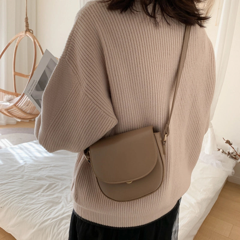 Autumn And Winter Texture Small Bag Women’s Autumn And Winter New Korean-style Crossbody Saddle Bag Fashionable French Niche Shoulder Bag