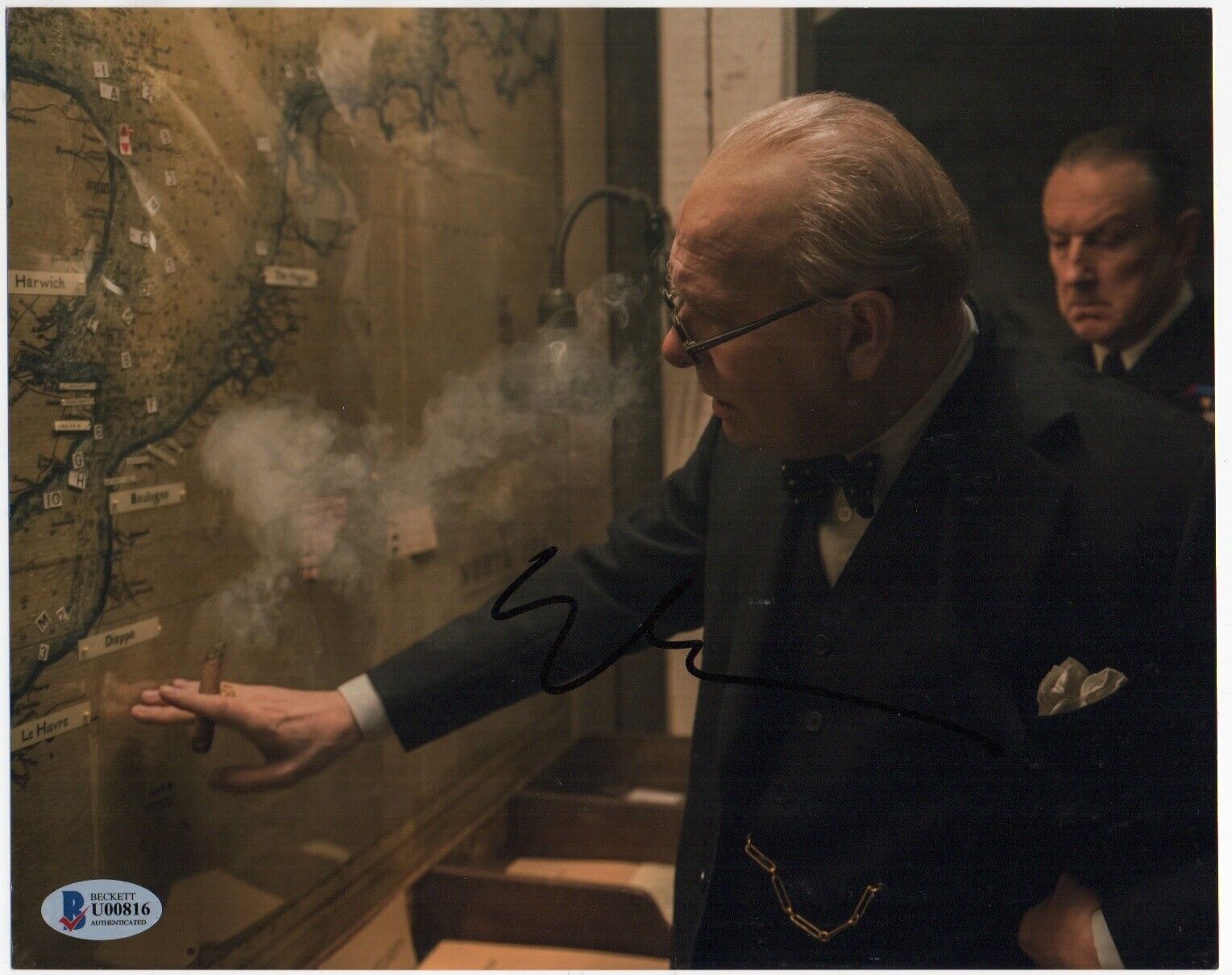 GARY OLDMAN signed DARKEST HOUR 8x10 Photo Poster painting AUTOGRAPH auto BAS Beckett Potter