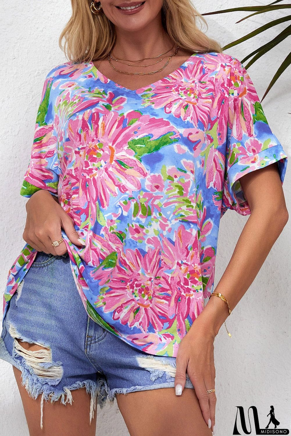 MidiSono - Pink Floral Print V Neck T Shirt
