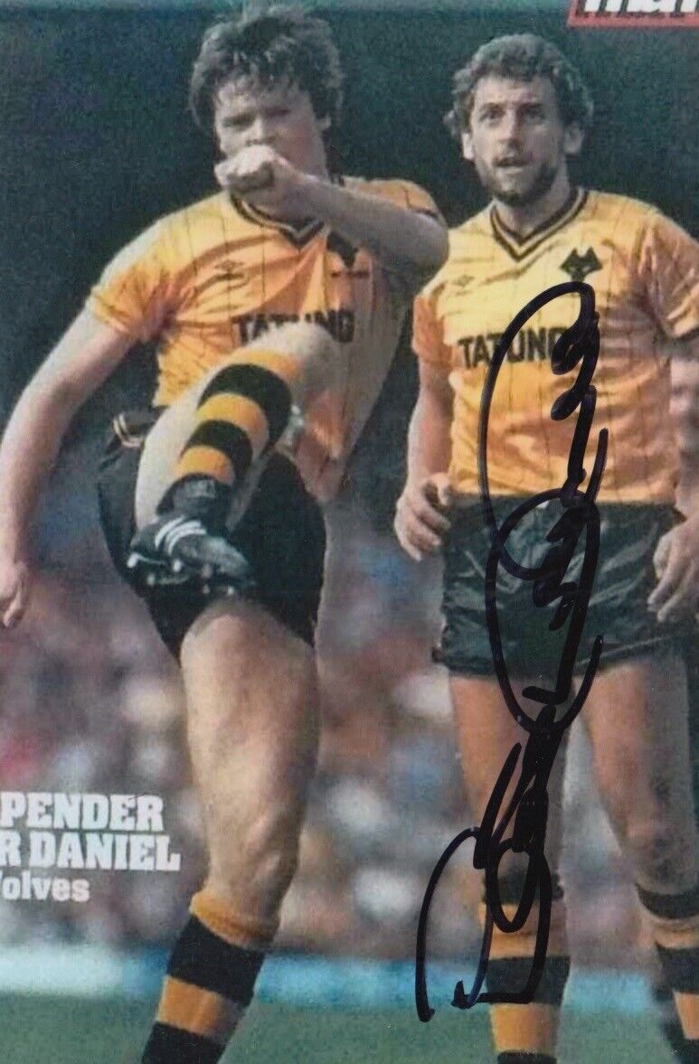 Peter Daniel Hand Signed 6x4 - Wolves - Football Autograph.