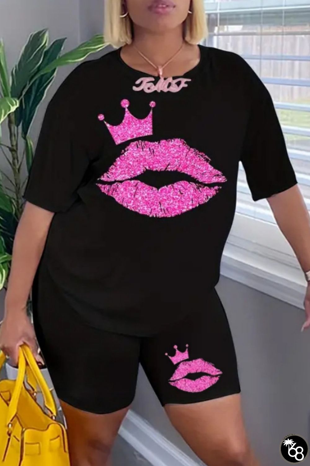 Black Casual Lips Printed Basic O Neck Short Sleeve Plus Size Two Pieces | 168DEAL