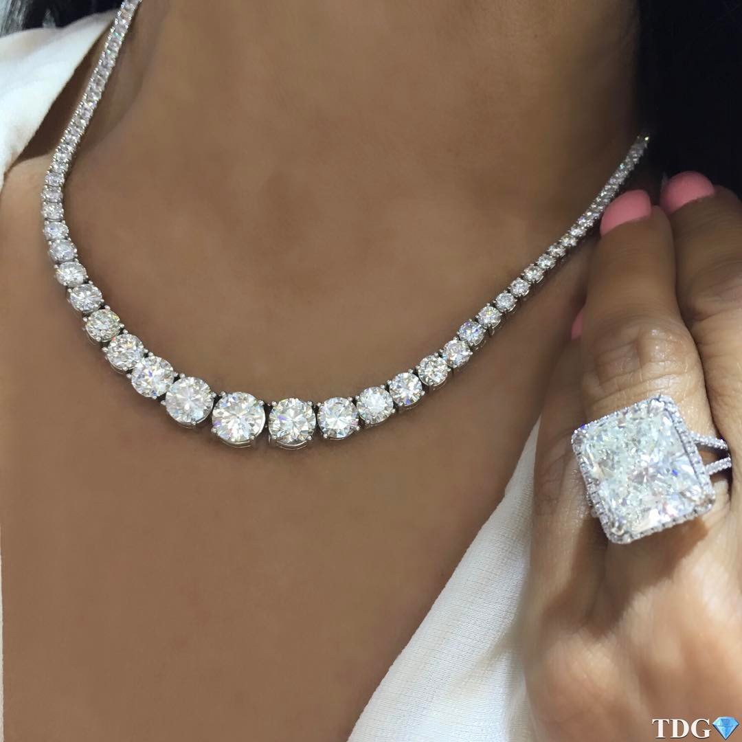 Round Cut Graduated Fine Necklace  James Yang