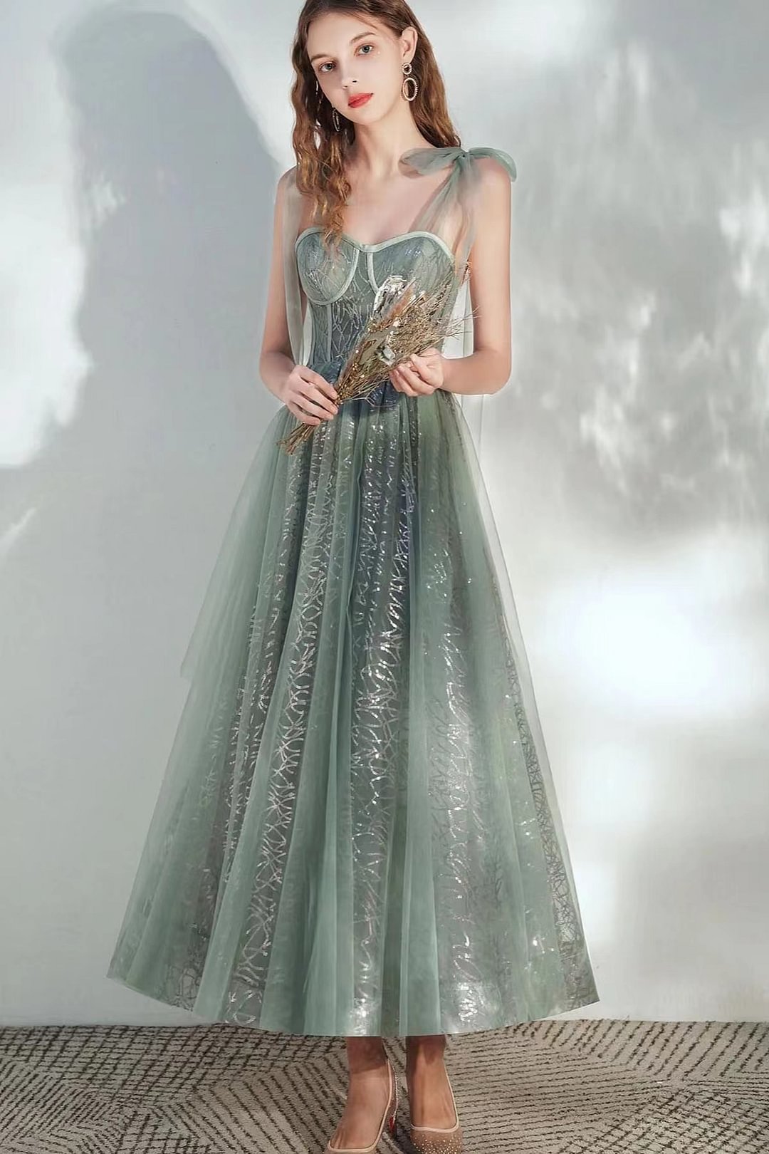 Elegant Sweetheart Straps A-Line Sequins Prom Dress With Tulle ED0375