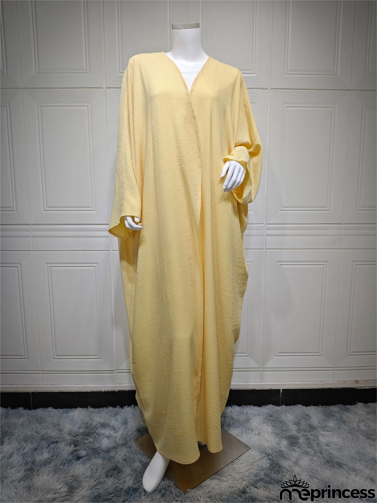 Women's Arabian Polyester Full Sleeves Solid Pattern Long Dress