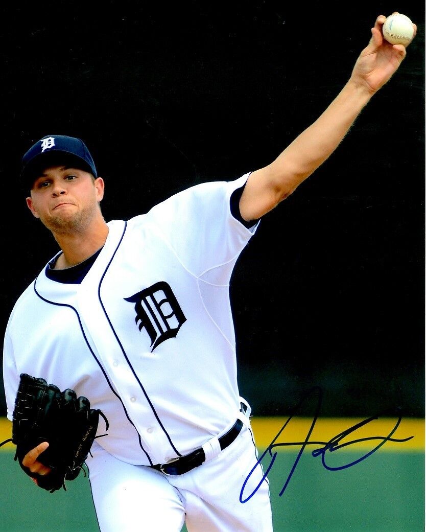 Signed 8x10 ANDY OLIVER Detroit Tigers Autographed Photo Poster painting - COA