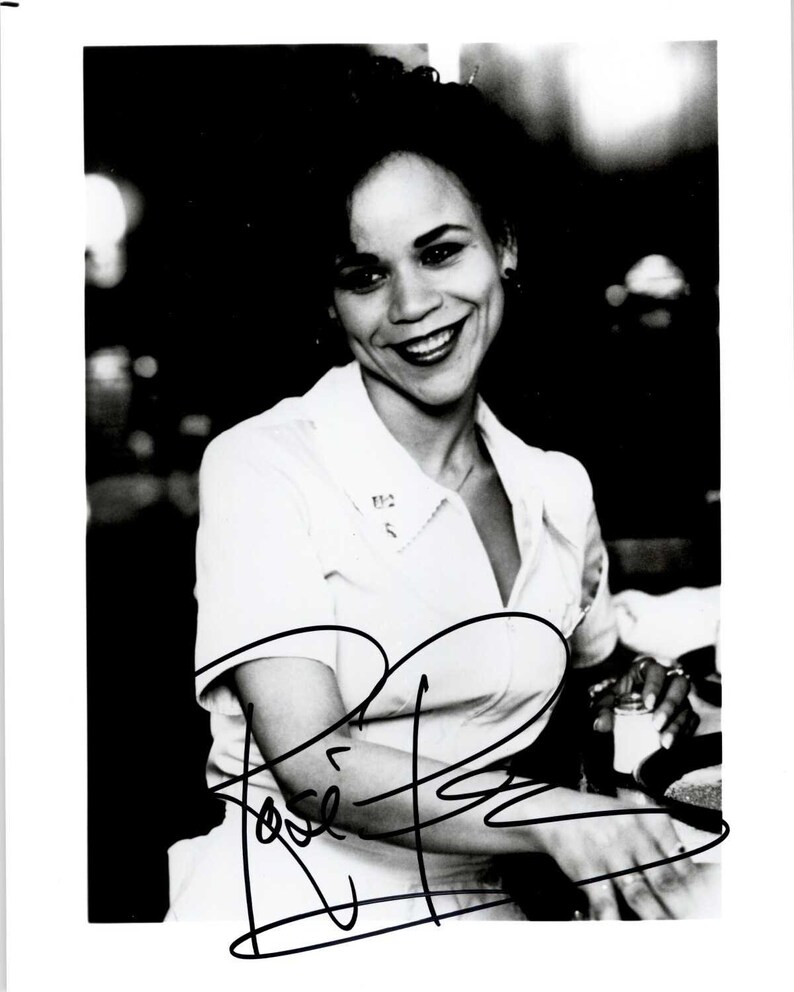 Rosie Perez Signed Autographed Glossy 8x10 Photo Poster painting - COA Matching Holograms