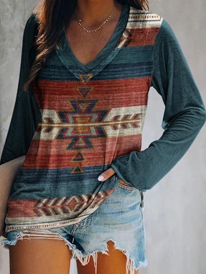 Women's Vintage Aztec Pattern Casual Long-Sleeved T-Shirt