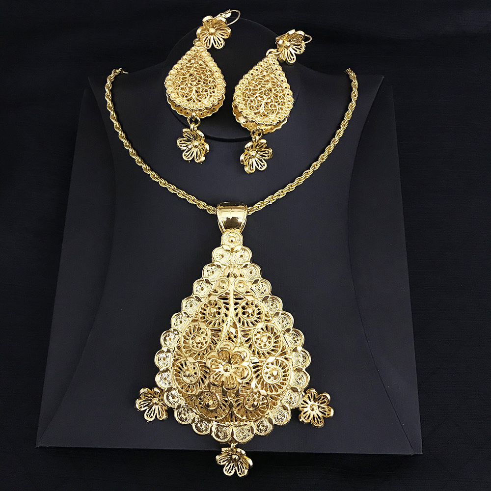 Two piece set of hollow out flower design metal Earring Necklace | Oxredo Shop Ramadan Sale
