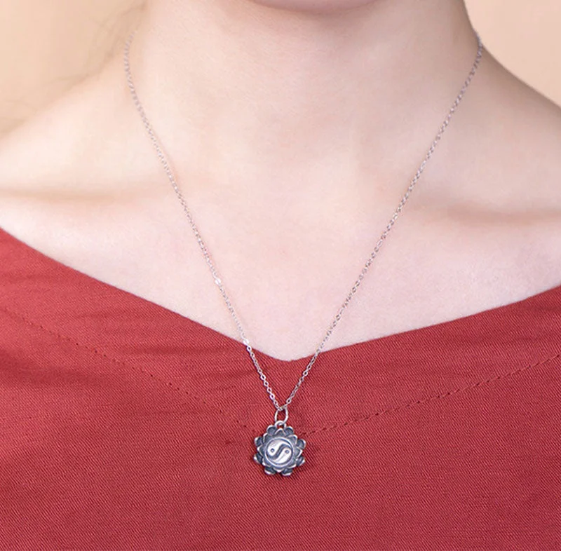 Lotus Yin Yang Pattern 925 Sterling Silver Enlightenment Necklace Pendant