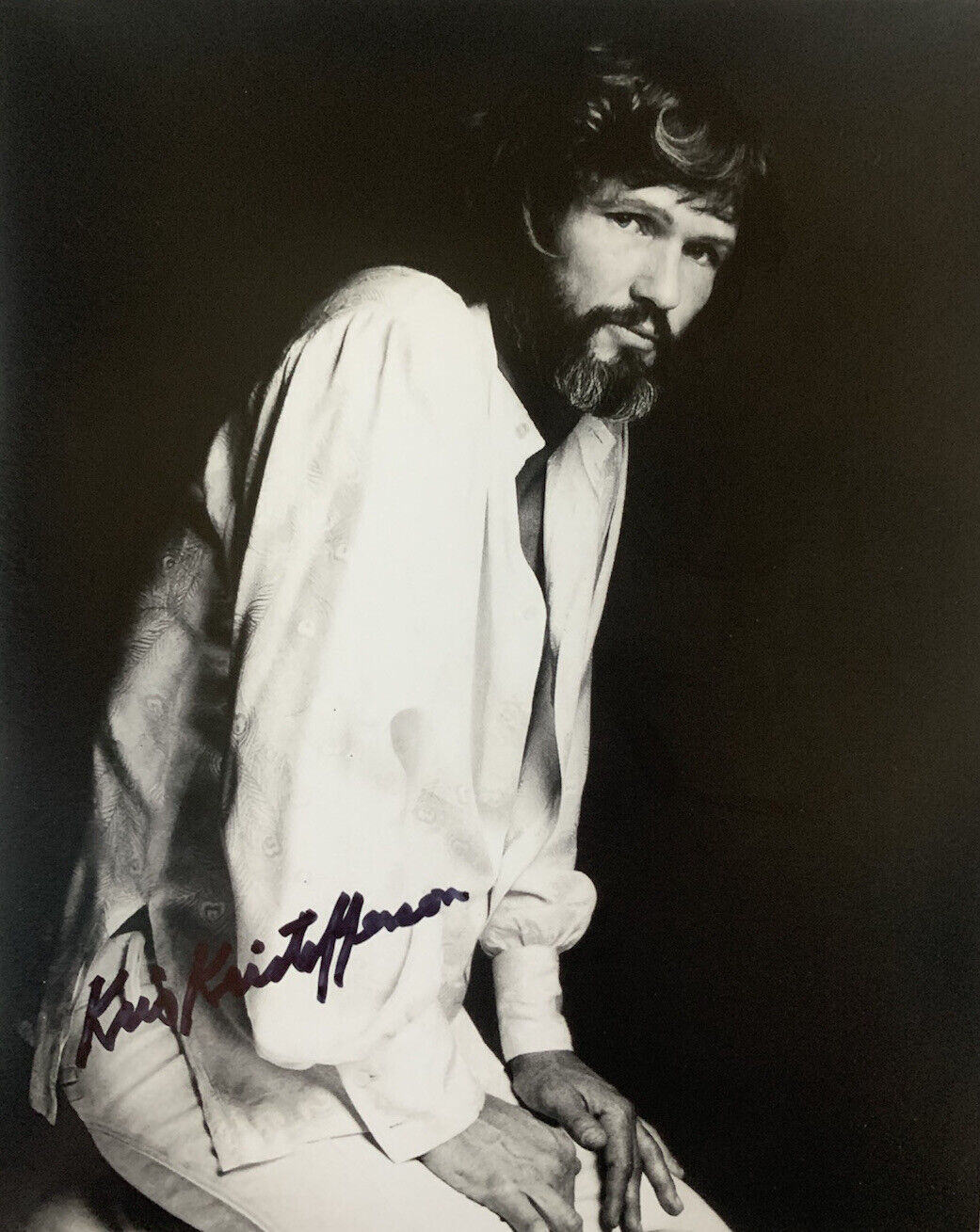 KRIS KRISTOFFERSON HAND SIGNED 8x10 Photo Poster painting ACTOR SINGER AUTOGRAPHED RARE COA