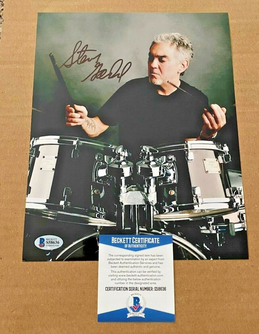 STEVE GADD SIGNED 8X10 Photo Poster painting BECKETT CERTIFIED STEELY DAN DRUMMER #2