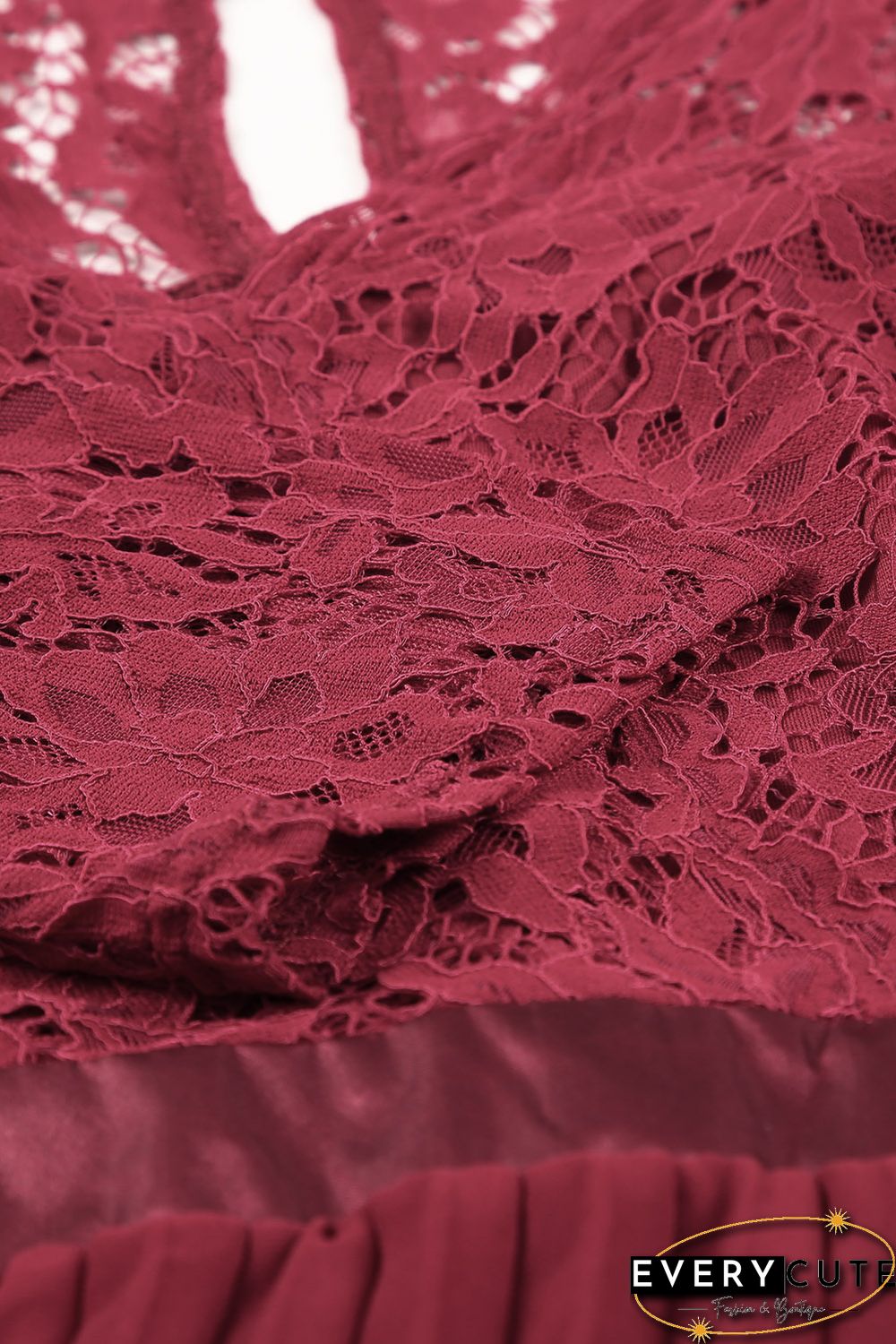 Red Lace Scalloped V Neck 3/4 Sleeves Pleated Tulle Plus Maxi Dress