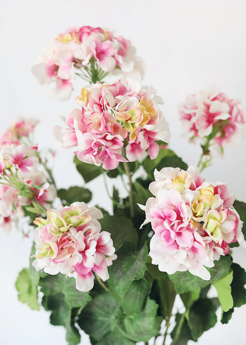 Pink UV Protected Indoor/Outdoor Fake Geranium Bush - 24"