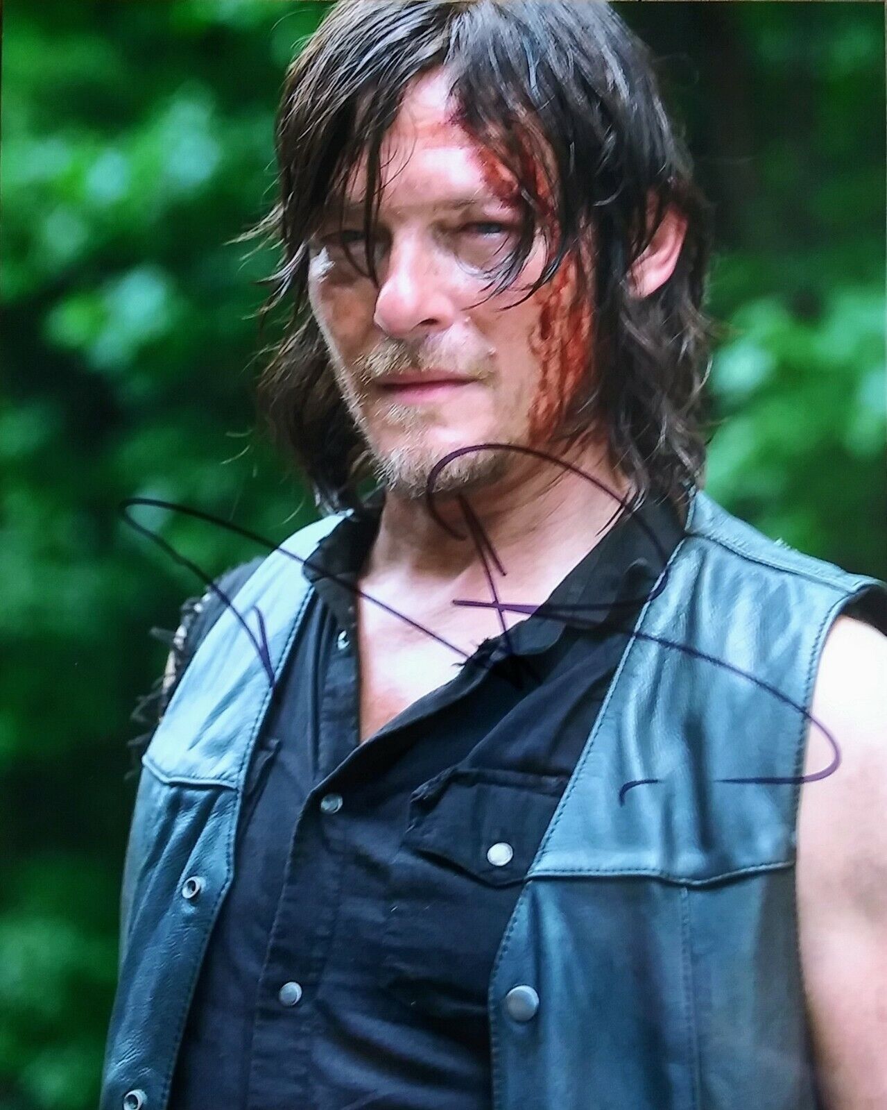 NORMAN REEDUS AUTOGRAPHED 8x10 Photo Poster painting - THE WALKING DEAD DARYL DIXON